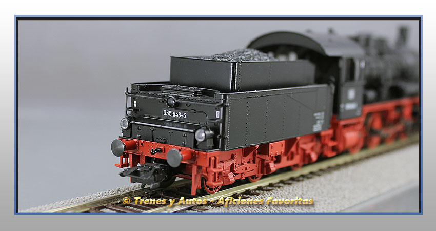Locomotora vapor con ténder Serie BR-55 - DB